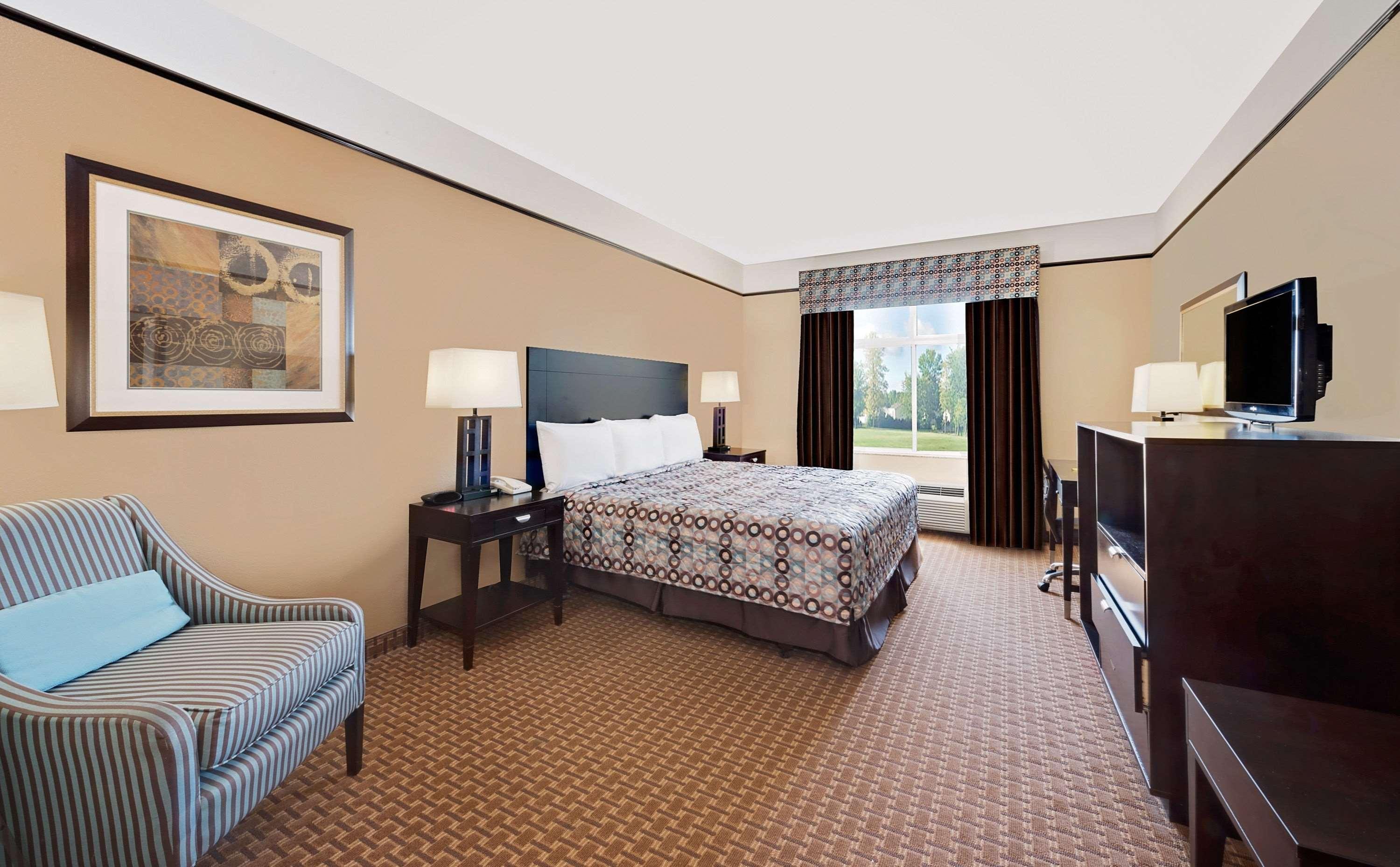 Super 8 By Wyndham Tx Hotel 2*